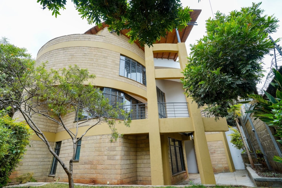 Double-storey 4-bedroom house in Kilimani